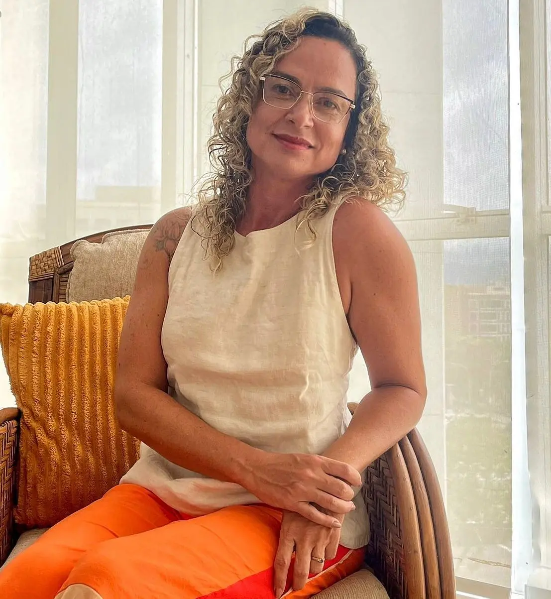 Diretora do departamento de psicologia
